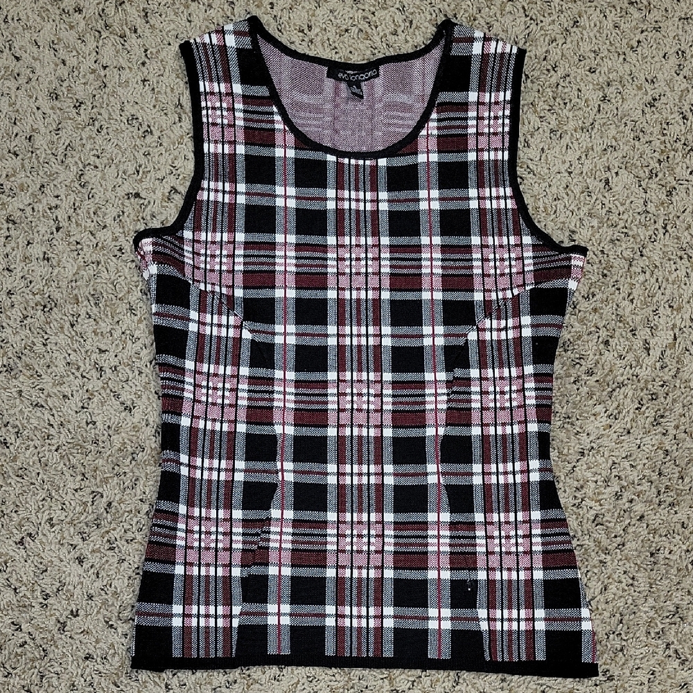 Eva Longoria Checkered Sleeveless Top - Black, White, Red